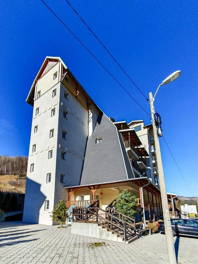 Apartman Cvejic - Suncani Apartmani Brzeće Dış mekan fotoğraf